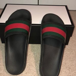 Black Gucci Web Slides